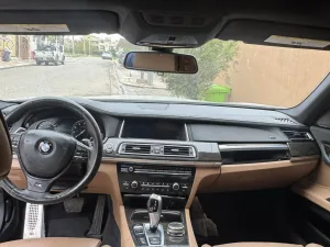 2015 بي أم دابليو الفئة - 7 740i
