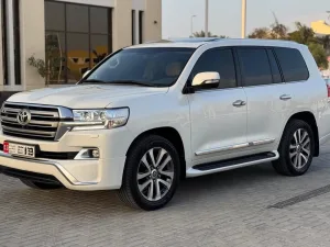 2016 Toyota Land Cruiser VXR