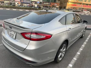 2014 فورد فيجن S