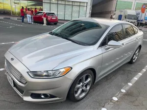2014 فورد فيجن S