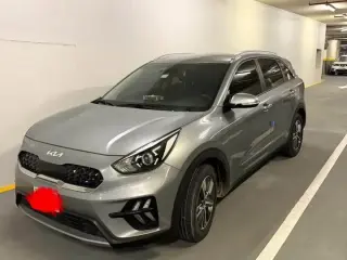 2022 Kia Niro in Dubai used car