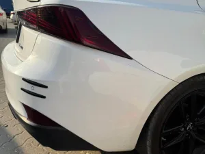 2019 لكزس اي اس IS 300