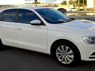 2022 Volkswagen Bora في Dubai سيارة مستعملة
