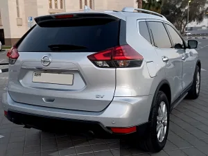 2019 نيسان روج