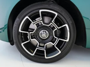 2023 رولز رويس رايث Black Badge