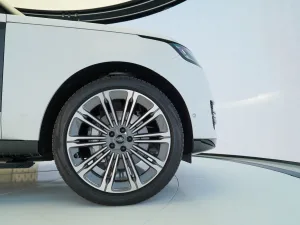 2024 لاند روفر رينج روفر HSE