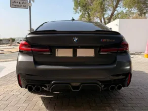2022 بي أم دابليو ام ٥ Standard