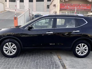 2015 نيسان اكس تريل SL