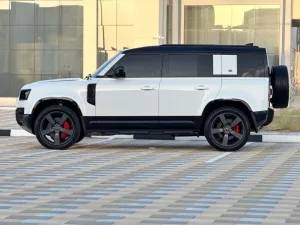2022 Land Rover Defender 110 X-Dynamic SE