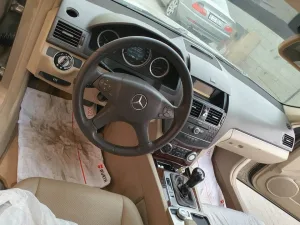 2009 Mercedes-Benz C-Class C200