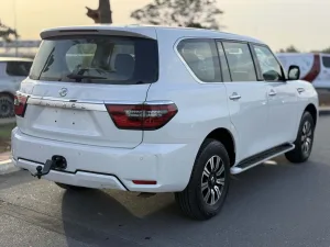 2020 نيسان باترول SE T2