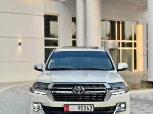 2019 Toyota Land Cruiser GXR