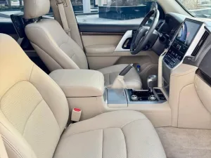 2019 Toyota Land Cruiser GXR