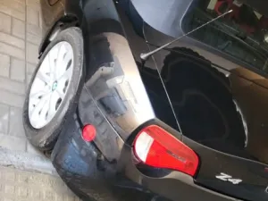 2006 بي أم دابليو زد 4 sDrive 28i