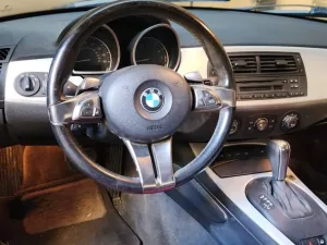 2006 بي أم دابليو زد 4 sDrive 28i