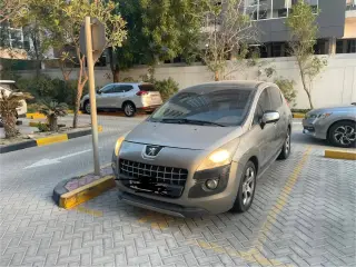 2013 Peugeot 3008 in Dubai used car