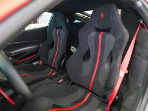 2020 فيراري 488 بيستا