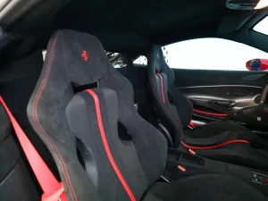 2020 فيراري 488 بيستا