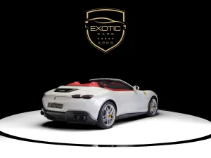 2025 Ferrari Roma Spider