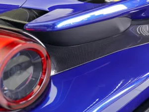 2020 فيراري 488 بيستا