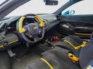 2020 فيراري 488 بيستا