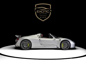 2015 بورش 918 سبايدر