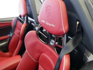 2015 بورش 918 سبايدر