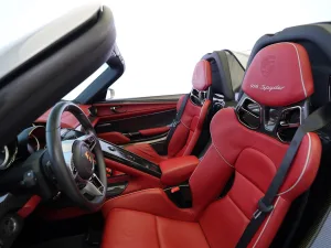 2015 بورش 918 سبايدر