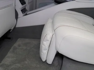 2023 مرسيدس-بنز جي ال اس مايباخ