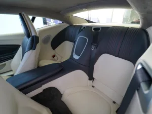 2017 استون مارتن دي بي ١١ Shadow Edition Volante