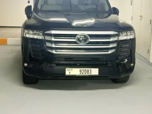 2024 تويوتا لاند كروزر Standerd