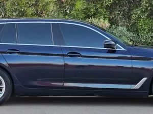 2020 BMW 5-Series 520i
