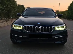 2020 BMW 5-Series 520i