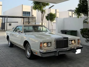 1980 Lincoln Continential Black Label