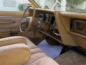 1980 Lincoln Continential Black Label