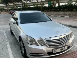 2011 مرسيدس-بنز الفئة - E E300