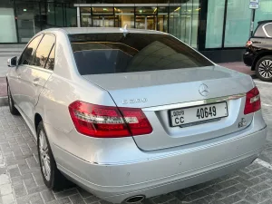 2011 مرسيدس-بنز الفئة - E E300