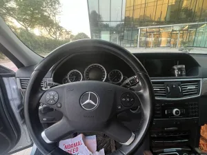 2011 مرسيدس-بنز الفئة - E E300