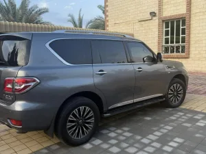 2014 نيسان باترول SE TITANIUM