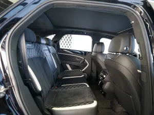 2020 بنتلي بنتايجا V8 AWD