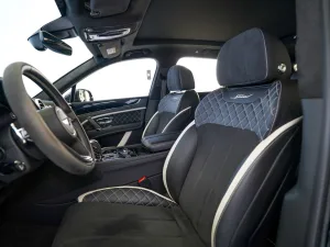 2020 بنتلي بنتايجا V8 AWD