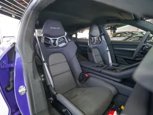 2025 بورش تايكون GTS Sport Turismo