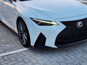 2022 لكزس اي اس IS 350