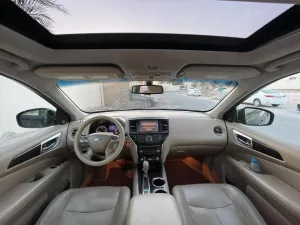 2014 Nissan Pathfinder XE