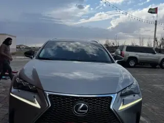 2017 Lexus NX في Dubai سيارة مستعملة