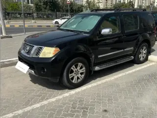 2010 Nissan Pathfinder in Dubai used car