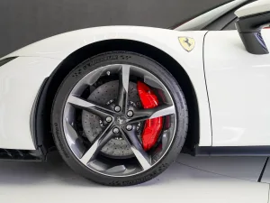 2024 فيراري اس اف 90 سبايدر