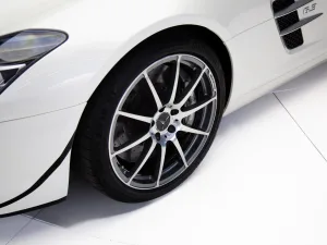 2011 مرسيدس-بنز اس ال اس AMG