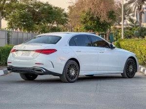 2023 مرسيدس-بنز آلفئة - C C280