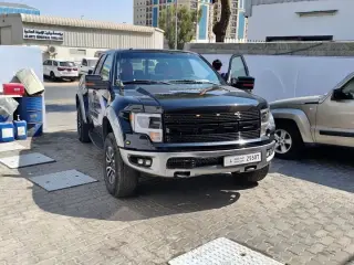 2014 Ford Raptor في Dubai سيارة مستعملة